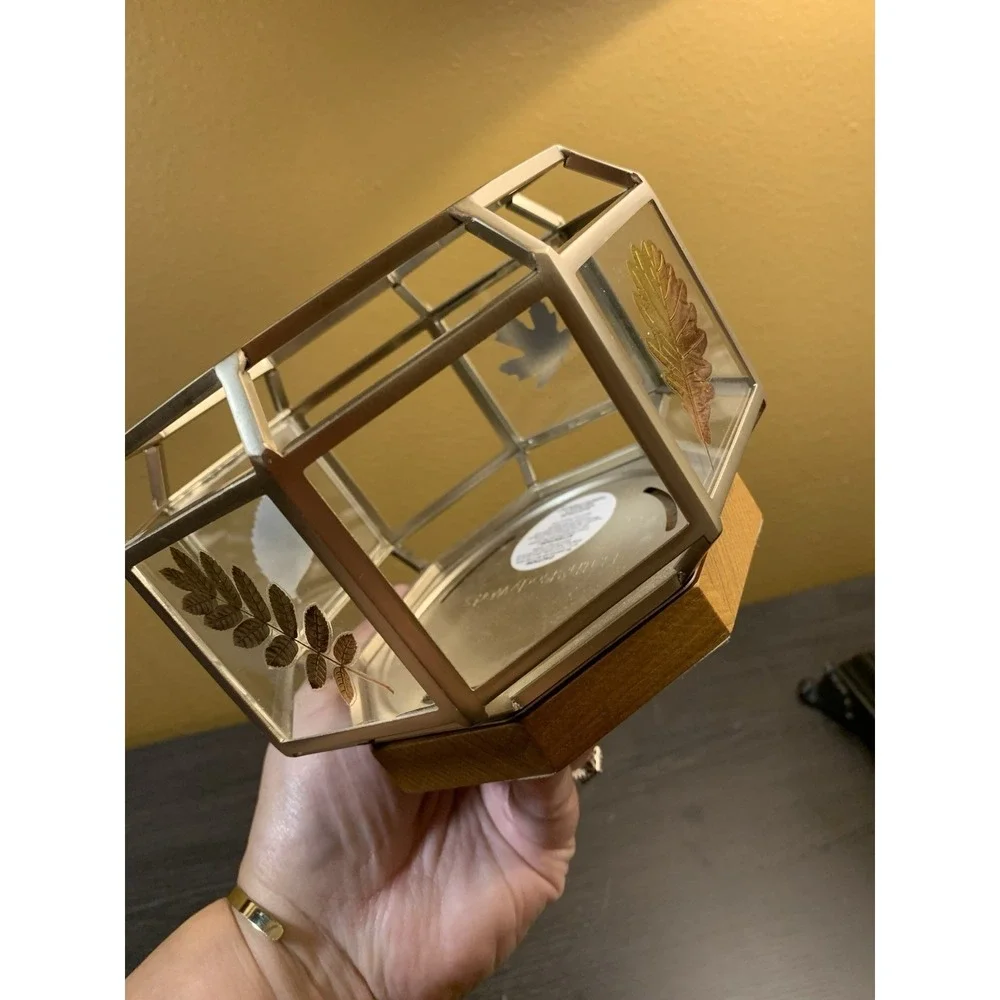 Bath & Body Works Candle Holder Gold Leaves Octagon Shaped Fall Autumn Wood Base - Picture 2 of 10